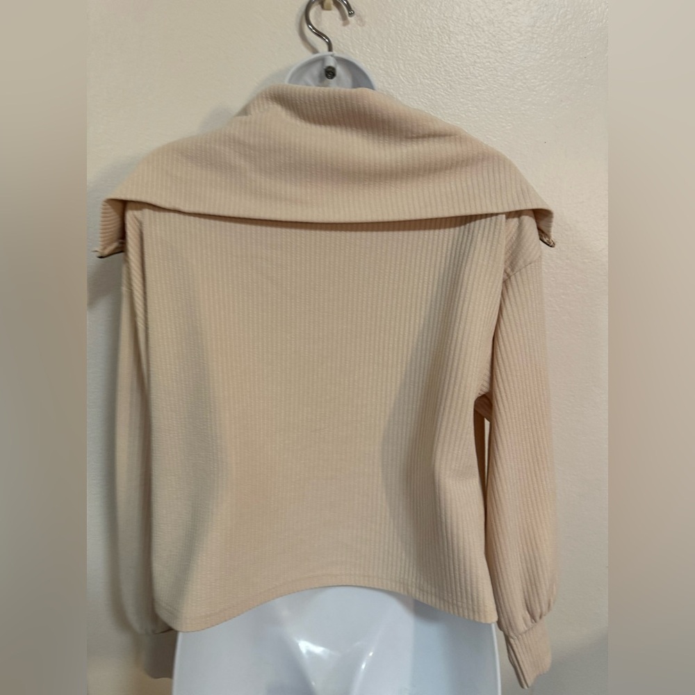 Half Zip Ribbed Knit Drop Shoulder Top - Picture 2 of 9